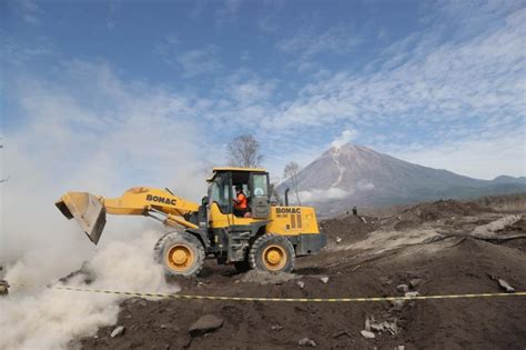 Gunung Semeru Siaga Ini Penjelasan Pusat Vulkanologi Dan Mitigasi