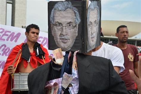 Protesto contra Cunha termina três pessoas detidas em Brasília