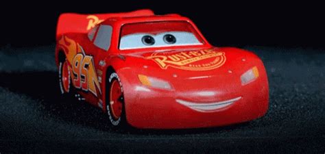 Lightning Mc Queen Grin GIF - LightningMcQueen Grin Cars - Discover & Share GIFs