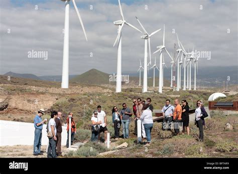 Iter bioclimatic village fotografías e imágenes de alta resolución Alamy