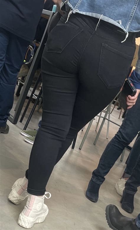Perfect Ass In A Tight Jean Tight Jeans Forum