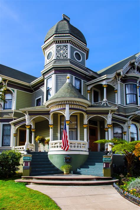 59 Finest Victorian Mansions and House Designs in the World (Photos)