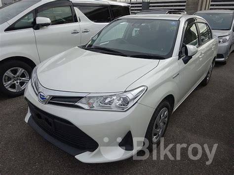 Toyota Axio X Hybrid For Sale In Mirpur Bikroy