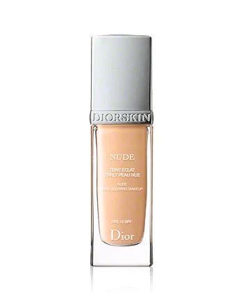 Dior Diorskin Nude Teint Éclat Effet Peau Nue 030 Medium Beige 12