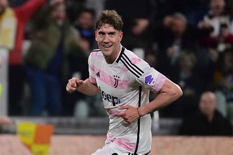 Juve Attenta A Vlahovic Problemi Per Il Futuro Le Ultime