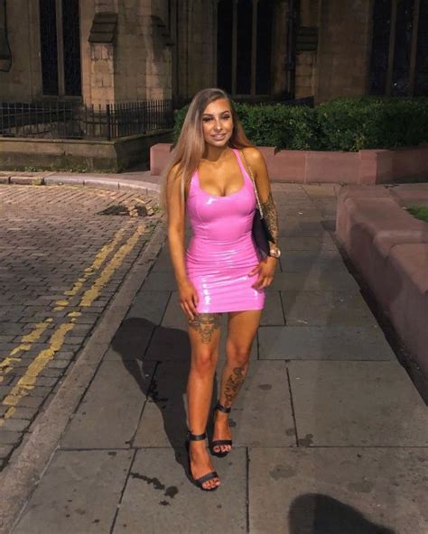 Tattooed Babe Porn Pic