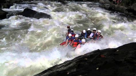 Upper Gauley River Pillow Rock Class Vi West Virginia Whitewater Rafting Youtube