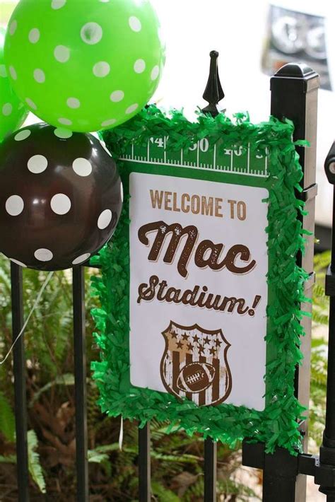 Birthday Party Ideas | Photo 7 of 62 | Football birthday party, Football theme party, Sports ...