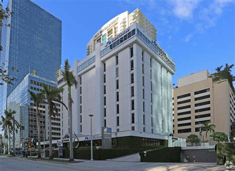 1428 Brickell Ave Miami FL 33131 LoopNet