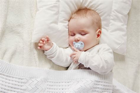 É Normal O Recem Nascido Dormir Muito - É normal o bebê dormir por muito tempo? - Tua Saúde
