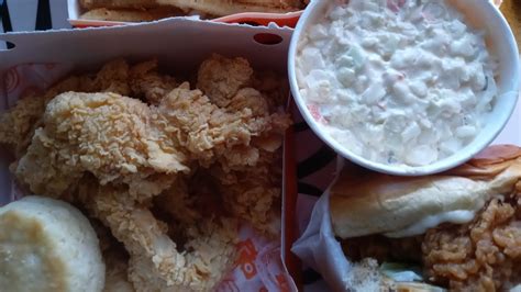 Popeyes Mukbang 5pc Tenders Combo Class Chick Sandwich Cole Slaw