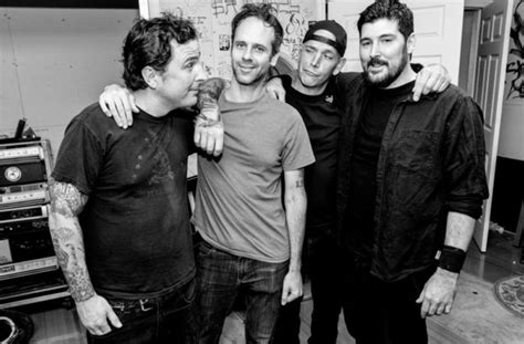 Nss The Bouncing Souls 30 Years Of Being Musics True Believers