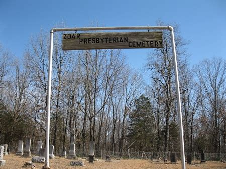 Zoar Presbyterian Cemetery dans Owensville Missouri Cimetière Find a