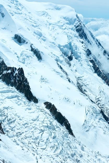 Premium Photo Mont Blanc Mountain Massif Summer Landscape View From