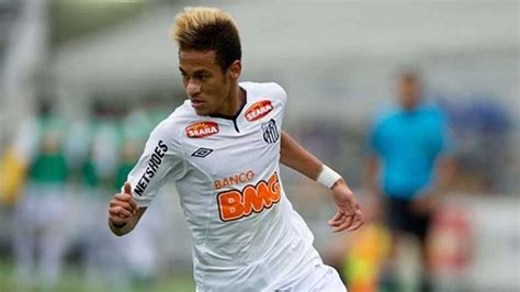 Neymar goal with Santos 2011 - TokyVideo