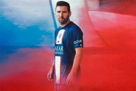 Pilcha Nueva Para Messi El Psg Presentó La Camiseta 20222023 Rafaela Noticias