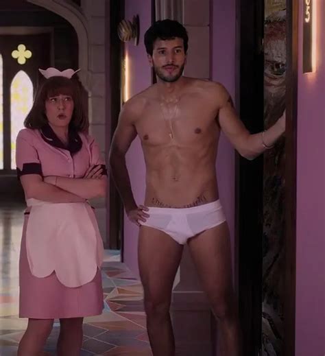 Sebastián Yatra protagonizó una escena sexual en su nueva serie y se