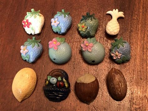 1940s Vintage Plastic Realistic Fruits And Nutsgoofy Buttons Lot Of 12