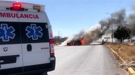 Narcobloqueos en Zacatecas Queman vehículos en Fresnillo N