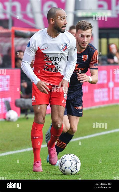 01 12 2019 Voetbal FC Utrecht V RKC Waalwijk Utrecht L R Sean