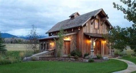 Pin By Lane Sommer On Cabins Rustic Exterior Barn Rustic