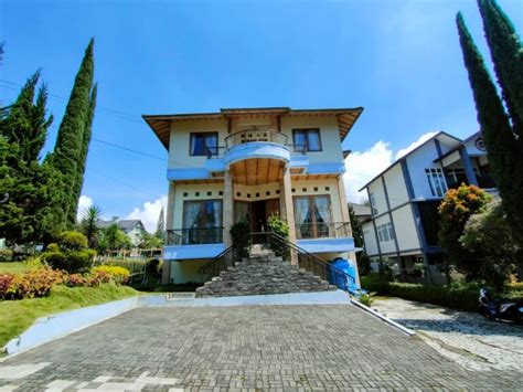 Villa Musa 6 Kamar Tidur Di Istana Bunga Lembang Bandung Sewa Villa