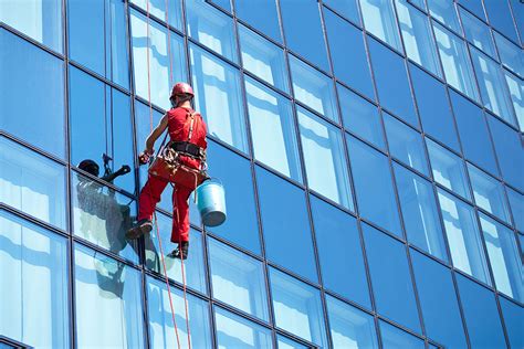 3 Ways Of Cleaning Skyscraper Windows Skyscraper Window Cleaning