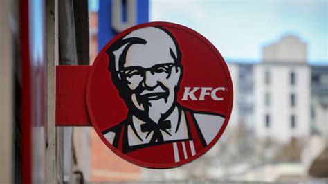 The Tragic Real Life Story Of Colonel Sanders