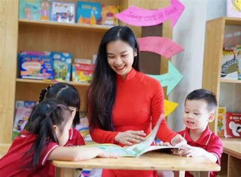 Nên Học nghề gì cho nữ có bằng cấp Những ngành nghề HOT nhất hiện nay