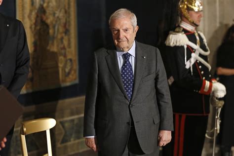 Auguri Di Fine Anno Chi C Era Al Quirinale Con Matterella La Russa E