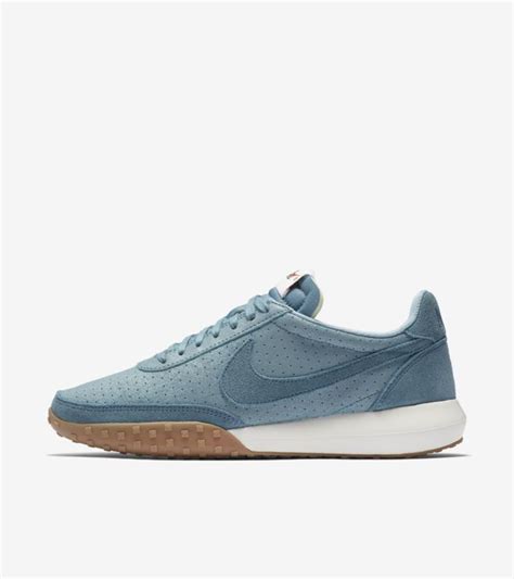 Women S Nike Roshe Waffle Racer Premium Smokey Blue Nike Snkrs Us