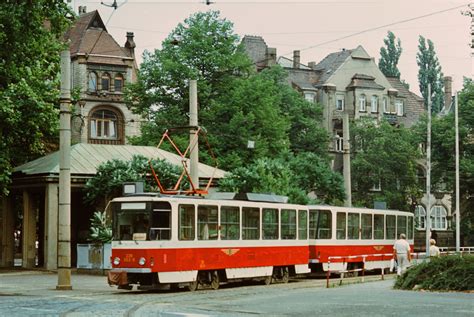 Diesen TATRA Straßenbahnzug vom Typ T6A2 Nr 226 002 mit Beiwagen 276