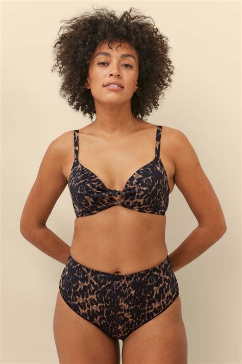 Ellos Vadderad Bikini bh Med Bygel Brun Bikiniöverdelar Ellos se