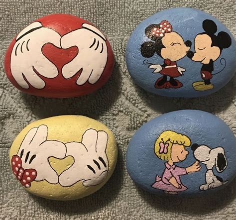 Images By Anna On Mickey And Minnie Mouse Painted Rocks Fd Mickey