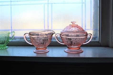 Pink Depression Glass Sugar Bowl And Creamer Sharon Cabbage Rose S