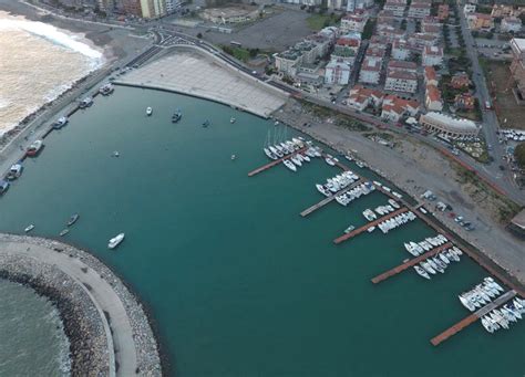 Porto Di Catanzaro Aggiudicata La Gara Per Il Rimessaggio Di Natanti E