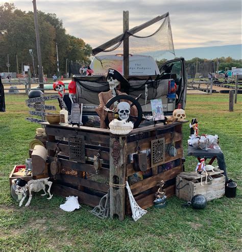 Pirate Ship Trunk Or Treat Pirate Halloween Decorations Scary