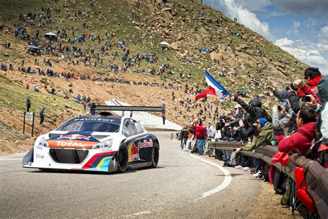 Revivez la montée de Sébastien Loeb à Pikes Peak AutoHebdo