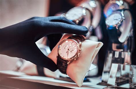 How To Successfully Sell A Luxury Watch Collector Advice