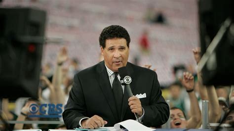 Social media pays tribute to Greg Gumbel