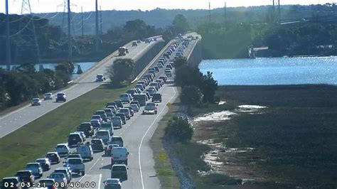 Crash On Bridges From Bluffton To Hilton Head Slows Traffic Hilton