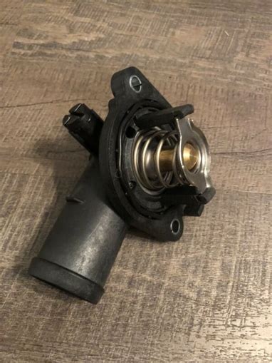 Yellowstone Auto Dorman Thermostat Housing 902 3036