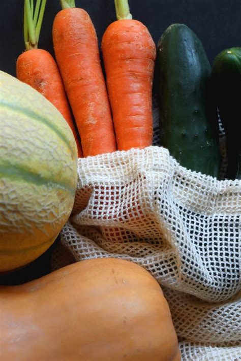 Frutas Y Verduras En Bolsas Reutilizables Imagen De Archivo Imagen De