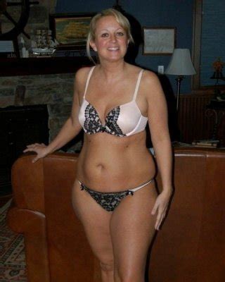 Matures In Lingerie I Love Porn Pictures Xxx Photos Sex Images Page Pictoa