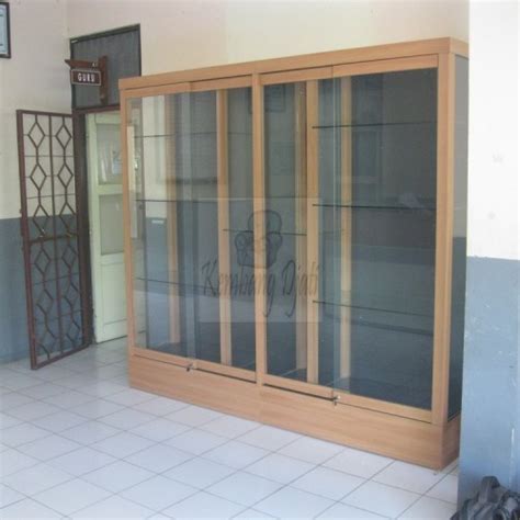 Jual Lemari Display Piala Kota Semarang Cv Kembangdjati Furn