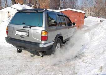 1998 Nissan Pathfinder specs