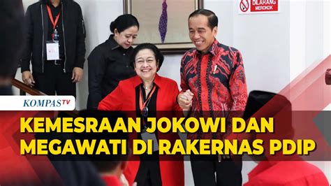 Senyum Bacapres Ganjar Pranowo Saat Sambut Kedatangan Presiden Jokowi