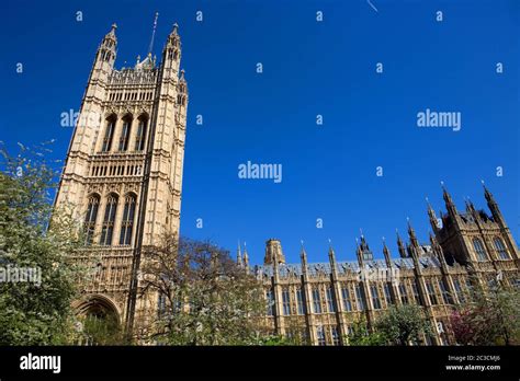 London: Parliament building at the Westminster city Stock Photo - Alamy