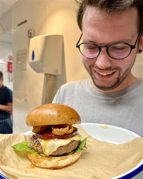 Nduja Shallots Beef Burger Honest Burgers