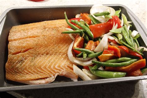 Recipe Atlantic Salmon And Vegetable Stir Fry Healthy Baked Salmon